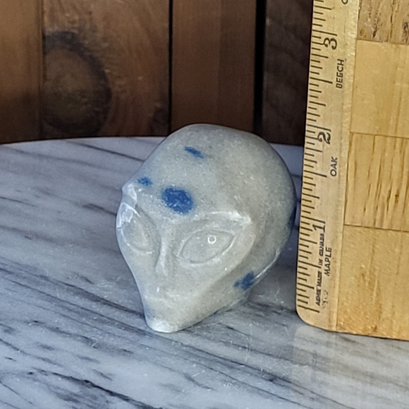 Alien Head Stone Sculpture - Picture 13 of 14